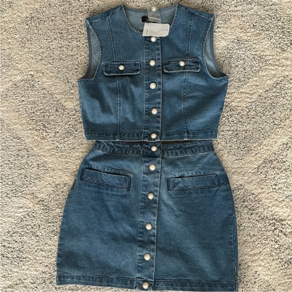 NEW HOUSE OF HARLOW 1960 Womens Denim Jean 2 piece Mini Skirt & Vest top Set